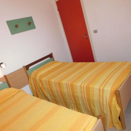 Adorable Flat For 6 Guests Next To Bibione Pineda Apartment Екстериор снимка