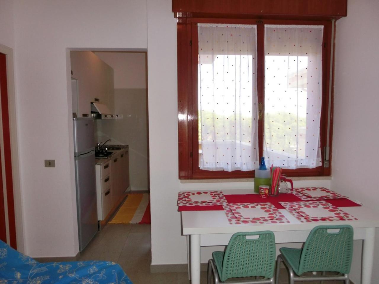 Adorable Flat For 6 Guests Next To Bibione Pineda Apartment Екстериор снимка